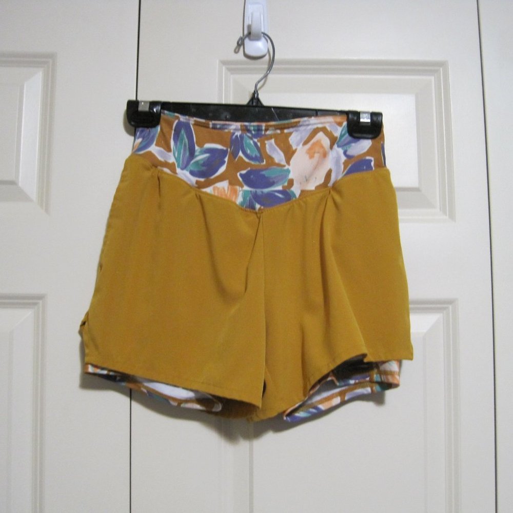 Tek Gear athletic shorts sz XS